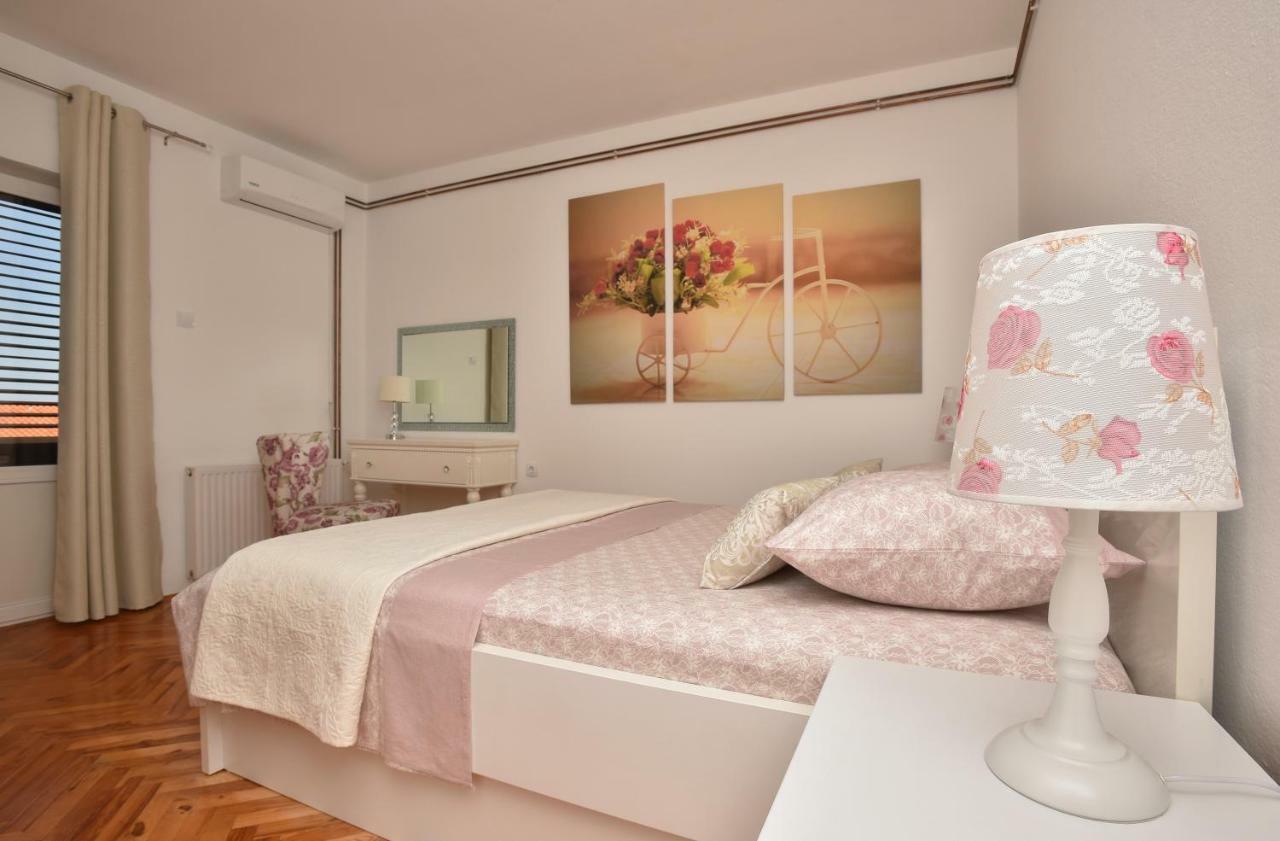 Ivana Apartments Makarska Exterior foto