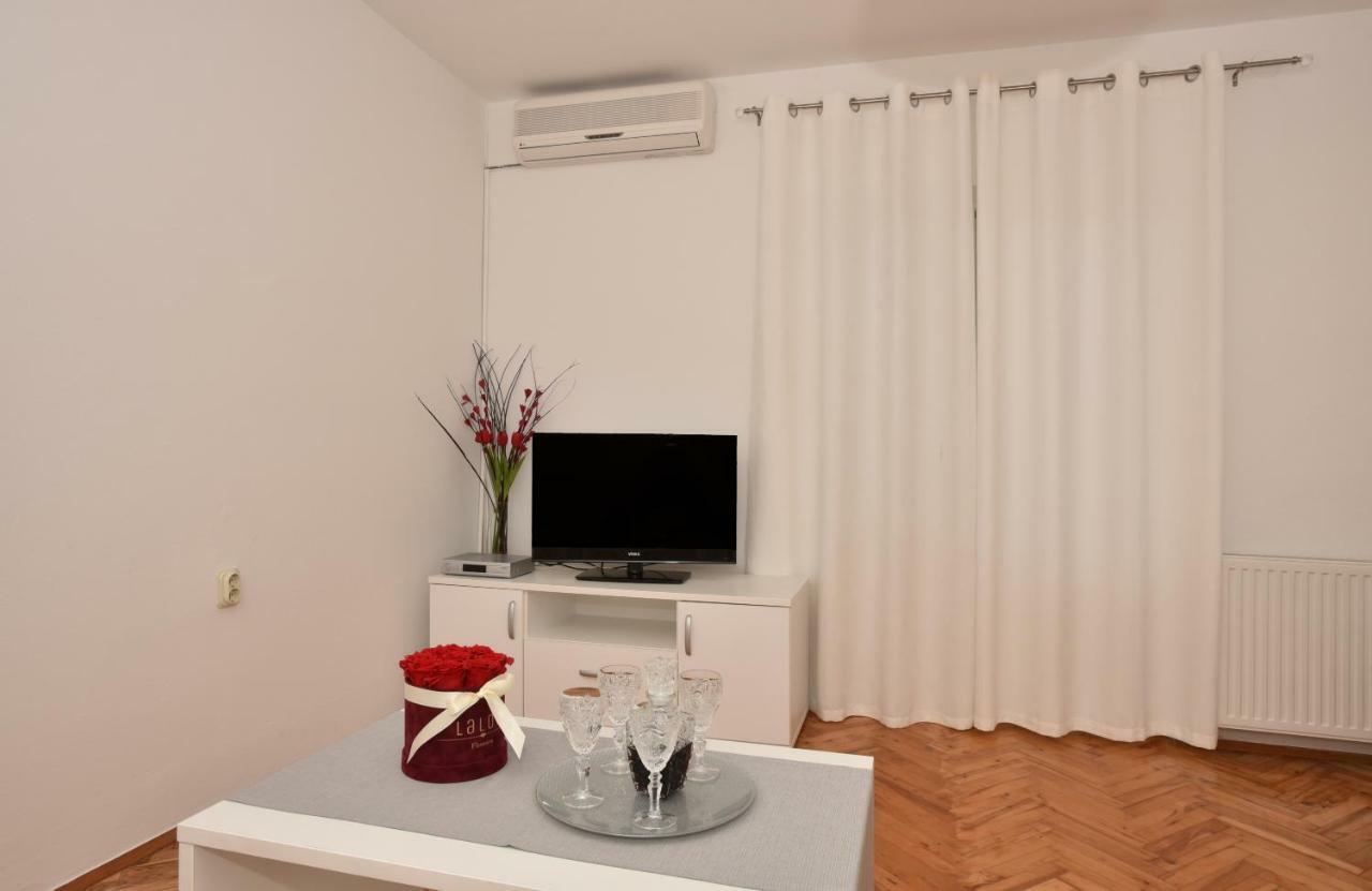 Ivana Apartments Makarska Exterior foto